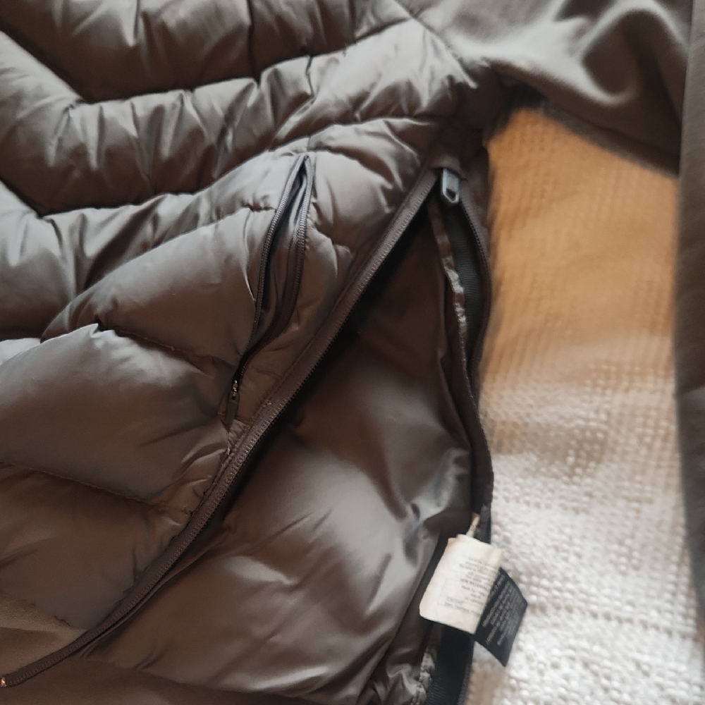 Gray Puffer Jacket With High Collar - image 2